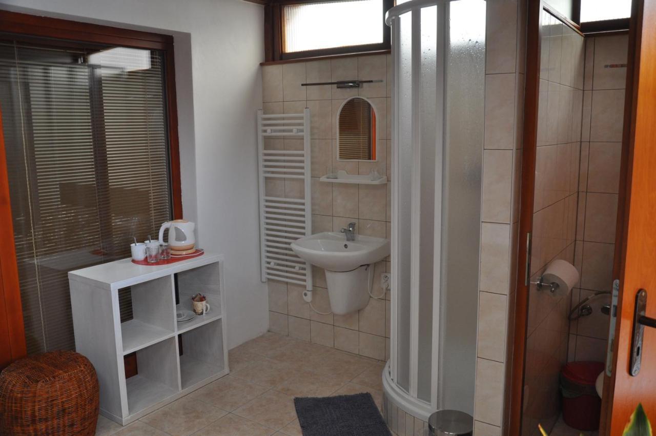 Penzion Kimex Znojmo Exteriör bild